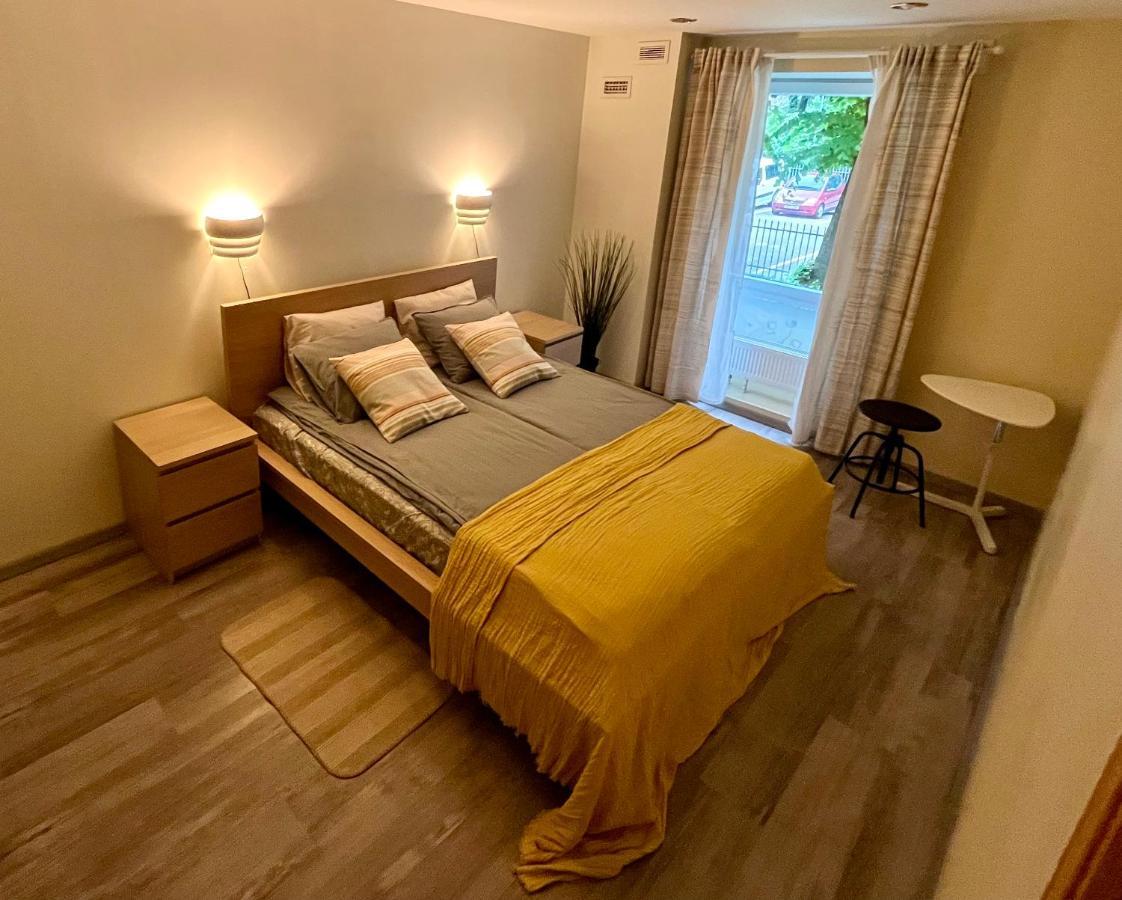 Cozy Vibes Like Home It Is Quiet Apartment With Three Bedrooms Rīga Exterior foto