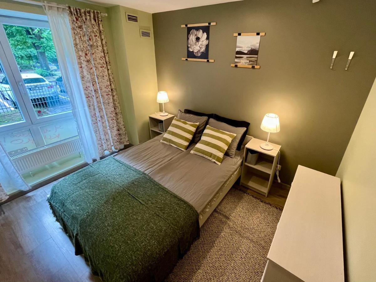 Cozy Vibes Like Home It Is Quiet Apartment With Three Bedrooms Rīga Exterior foto