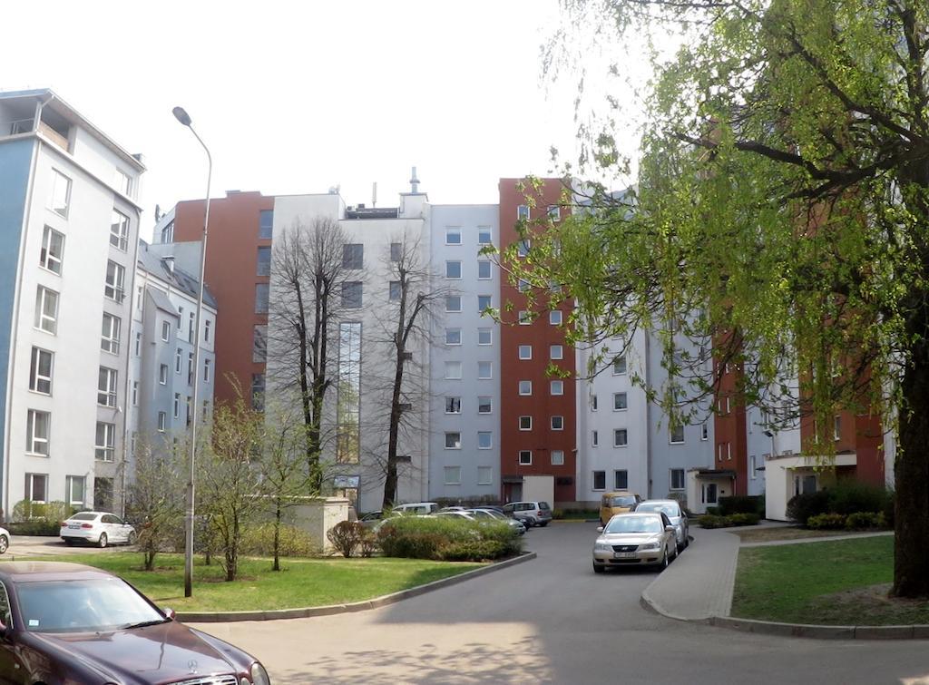 Cozy Vibes Like Home It Is Quiet Apartment With Three Bedrooms Rīga Exterior foto